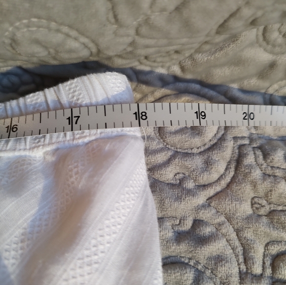 Studio West Apparel White Tiered Skirt - Picture 5 of 6